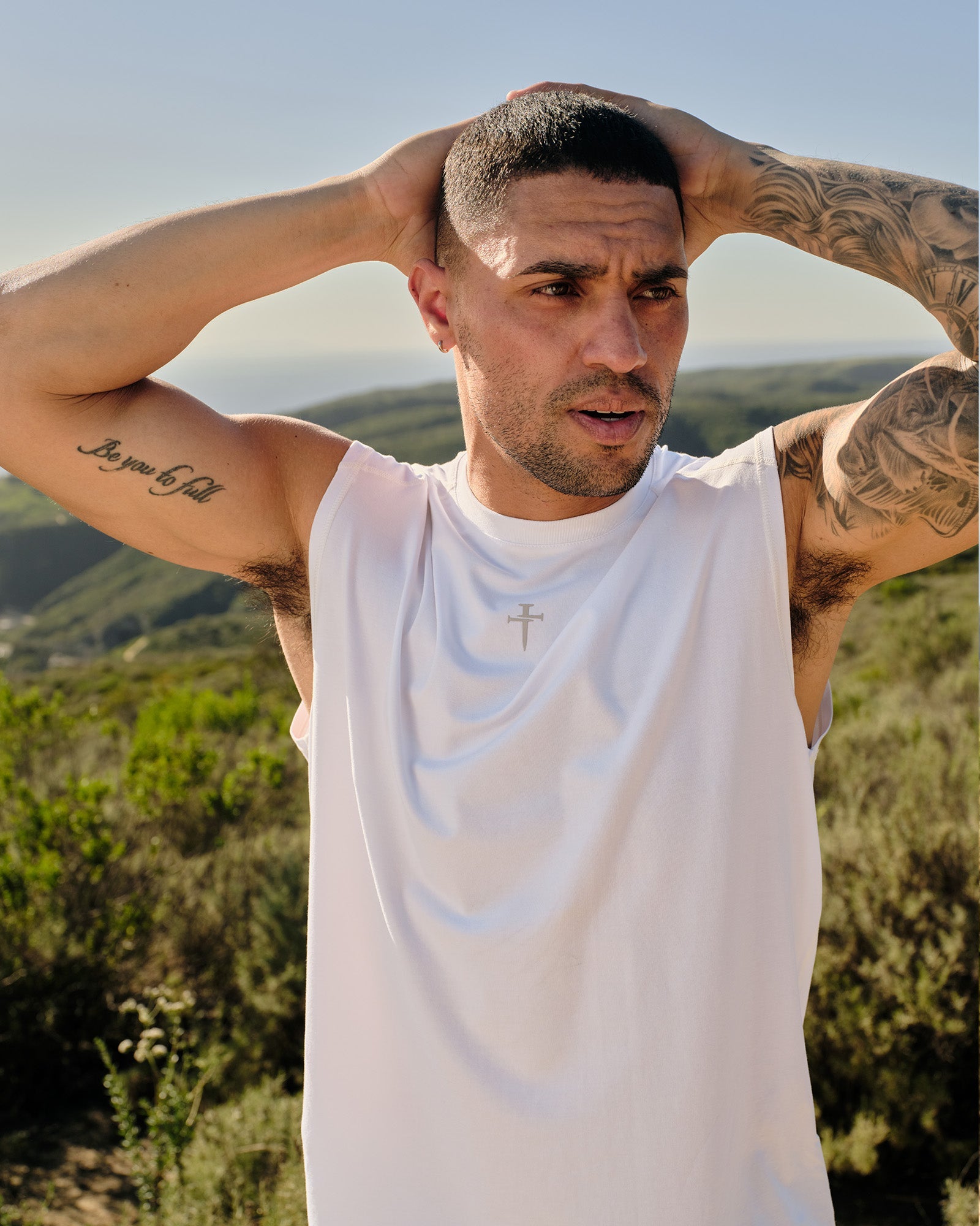 Core Raglan Cutoff - White